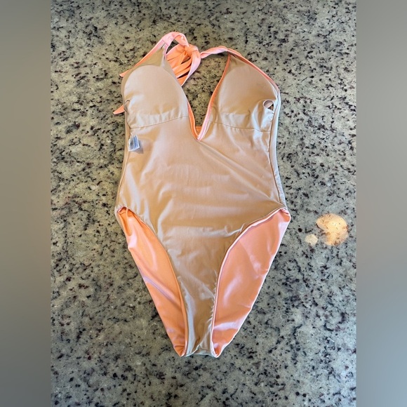 New women’s peach sports illustrated one piece swimsuit size 8 - Picture 6 of 6